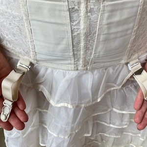 Vintage Bridal Lace Corset image 9