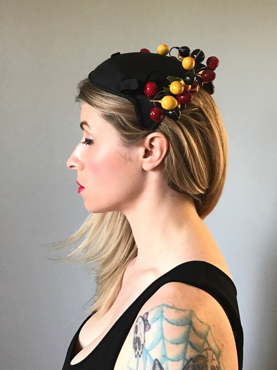Vintage 50s Berry Fascinator Hat