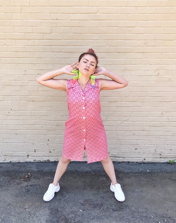Vintage 60s Red + White Op Art House Coat