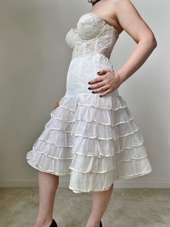 Vintage 50s White Ruffle Bridal Petticoat - image 3