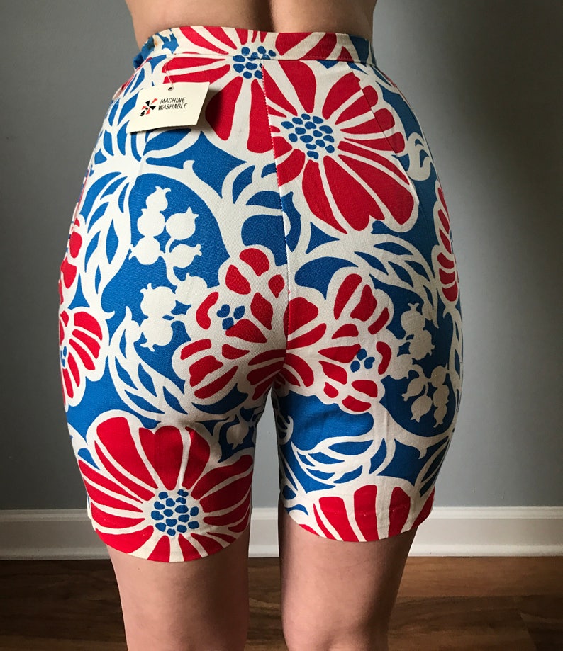 Vintage 60s Flower Jamaica Shorts image 4