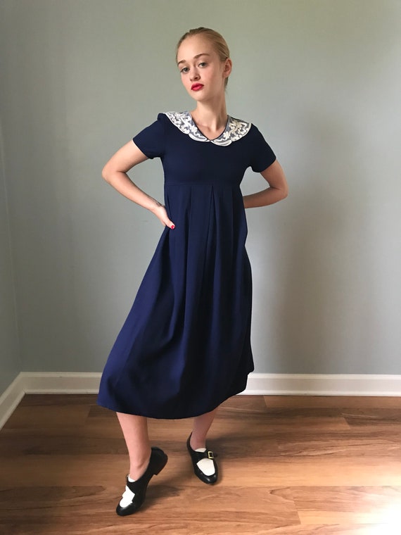 Vintage Style Navy Babydoll Dress - image 4