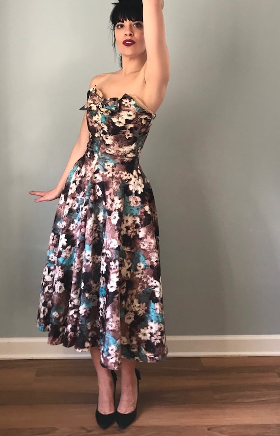 Vintage 50s Silk Strapless Floral Print Fit and Fl