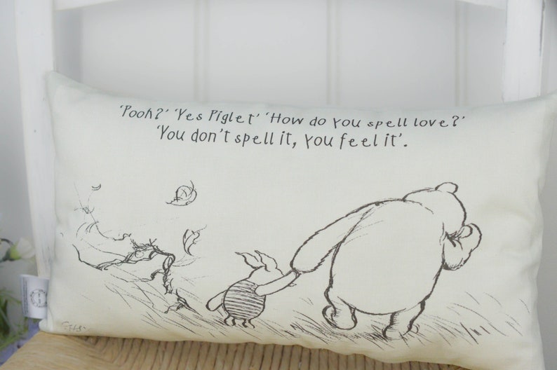 How do you Spell Love Complete Winnie the Pooh Mini Gift image 2