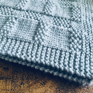 Gingham Check Baby Blanket - Knitting Pattern/DIY Instructions - Easy Knit