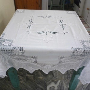 Handmade White Cotton Tablecloth: Cutwork Embroidery & Crochet Lace