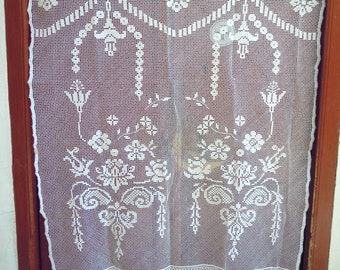 Traditional filet curtain with flowers design- Traditional Greek Handiwork- Filet- Cottage chic- Mediterranean style- Romantic style curtain