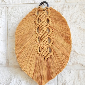 Macrame feather PATTERN, Boho chic Macrame leaf, photo tutorial, Macrame wall hanging image 2