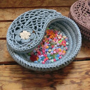 Crochet pattern 6 Yin Yang jewelry dish. Crochet bowl instructions. crochet basket. instant download gift ideas. Crochet basket. image 3