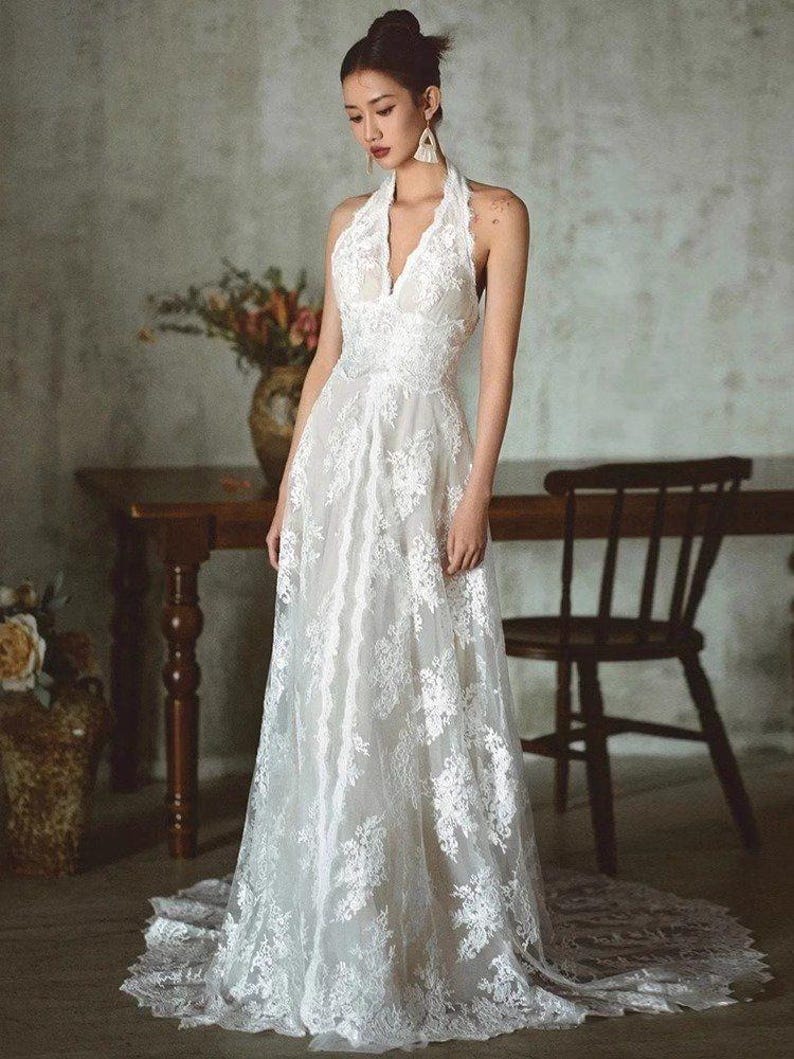 White Lace Halter Wedding Dress, Deep V Backless Bridal Gown - Etsy White Lace Halter Wedding Dress, Deep V Backless Bridal Gown - Etsy