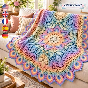 Peut inclure: Une grande couverture carrée au crochet présentant un fil dégradé multicolore vibrant dans des tons de rose, jaune, bleu et violet. Le motif présente un mandala complexe avec des fleurs centrales, des feuilles rayonnantes et un bord festonné.