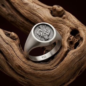 King Playing Card Signet, Vintage Poker Jewelry - Oxidized Sterling Silver Band | Unisex Gambler Accessory