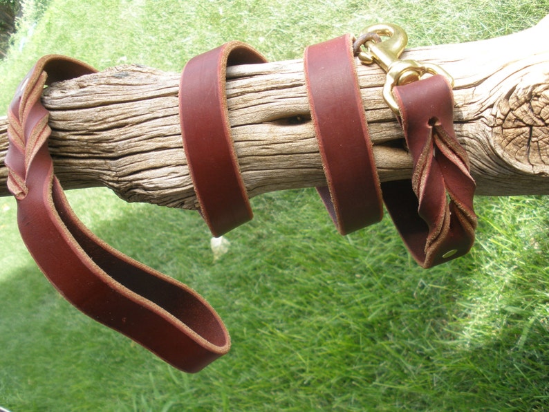 Latigo leather dog leash 1 X 51 quality SOLID BRASS swivel bolt snap strong enough for any dog