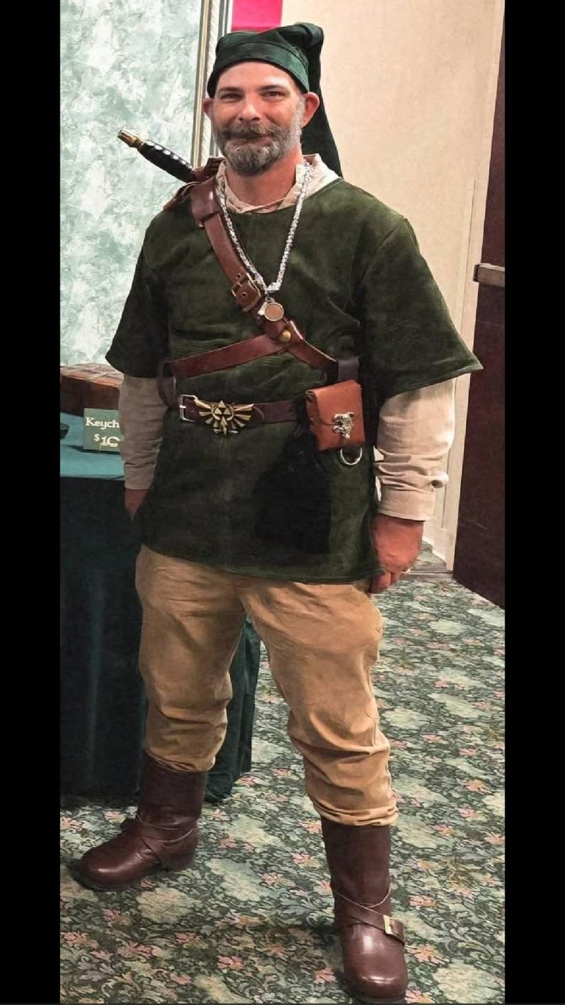 Custom leather costume based on Zelda's Link image 9