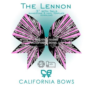 Könnte beinhalten: Eine digitale Designvorlage für eine 7,62 cm große Schleife mit Bändern, betitelt THE LENNON. Die Grafik zeigt ein schwarz-pinkes Sternenmuster, verziert mit klaren Strasssteinen. Enthält Text: RHINESTONE & VINYL TEMPLATE DOWNLOAD, SS10, HTV und CALIFORNIA BOWS.