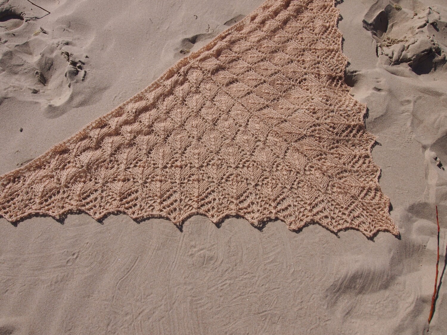 knitted owl shawl