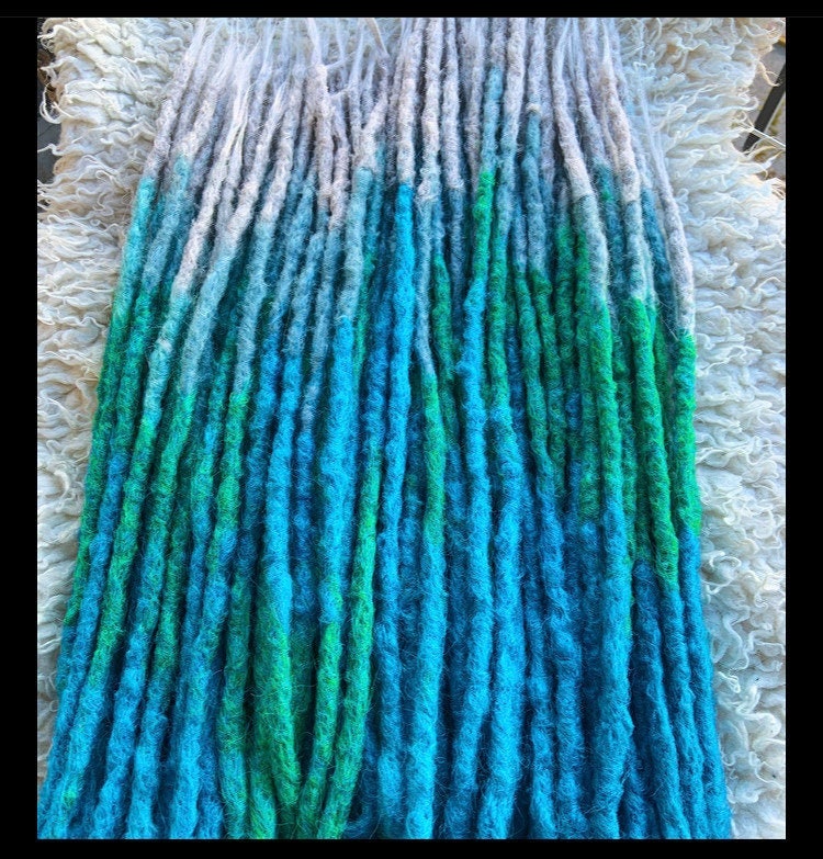 60 Knotty Ombre Dreads Dreadlocks Hair Extensions Ombre Brown Curly Synthetic Dreadlocks: Boho Full Set - Etsy main image 4