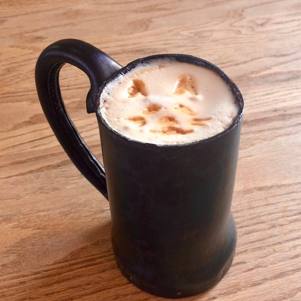Handmade Leather Tankard: Heat-Safe Cuir Bouilli Mug