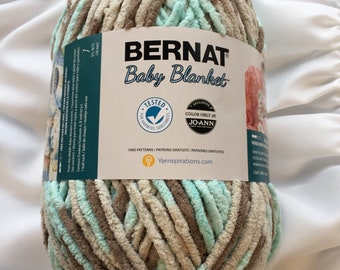 Bernat Blanket Yarn, LITTLE ROBINS EGG (Discontinued), 10.5oz/300g Skein, Super Bulky (6), Polyester, Free Shipping in U.S. only