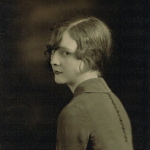 Digitaler Download Wunderschöne Viktorianische Frau 1920er Jahre Junge Dame Elegant Mode Kleid Art Deco Flapper Antike Fotografie Vintage Foto Foto