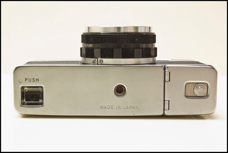 Olympus Quickmatic EEM Camera Mint Condition Vintage 1960s Etsy