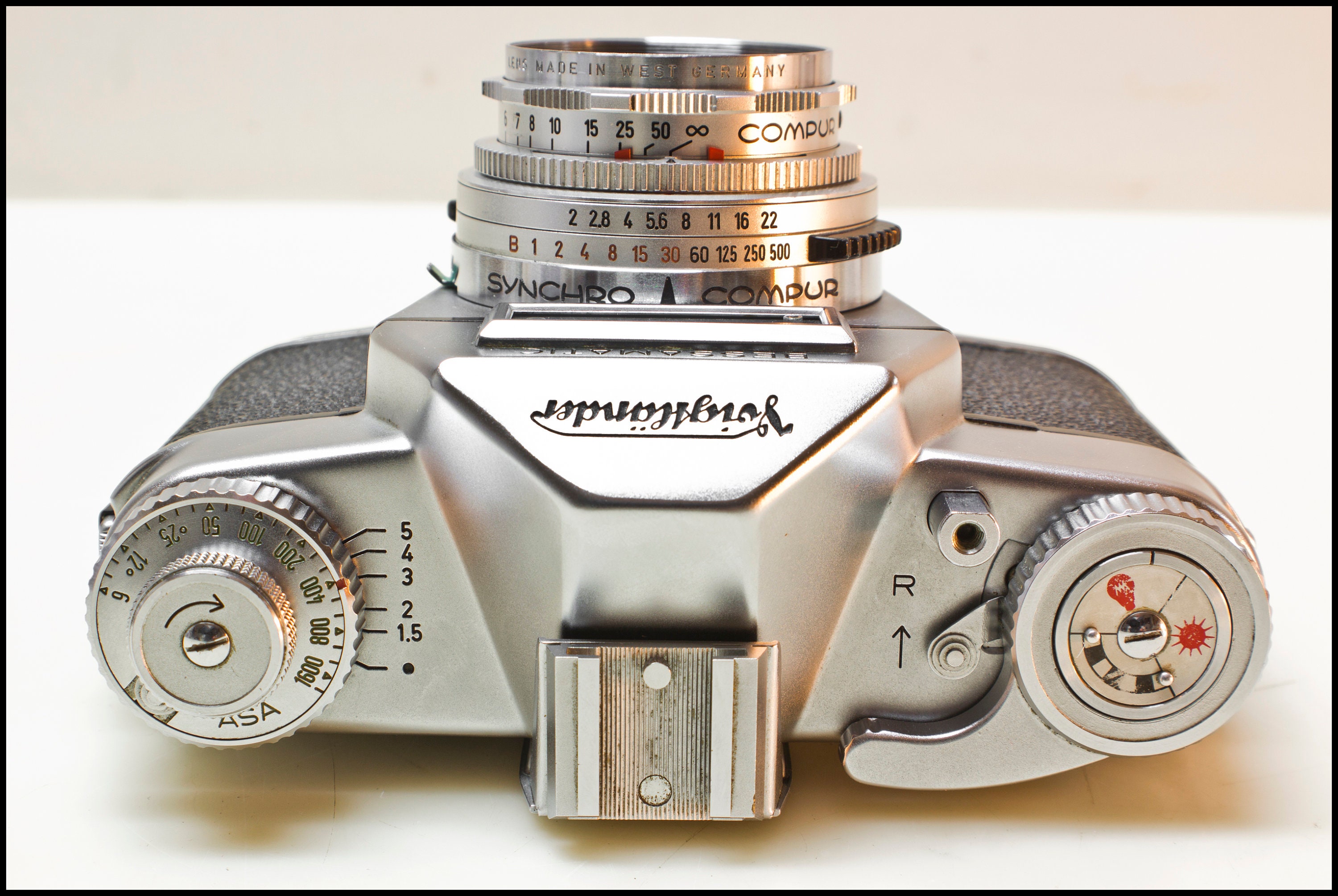 Voigtländer Bessamatic Deluxe (1962) - mike eckman dot com