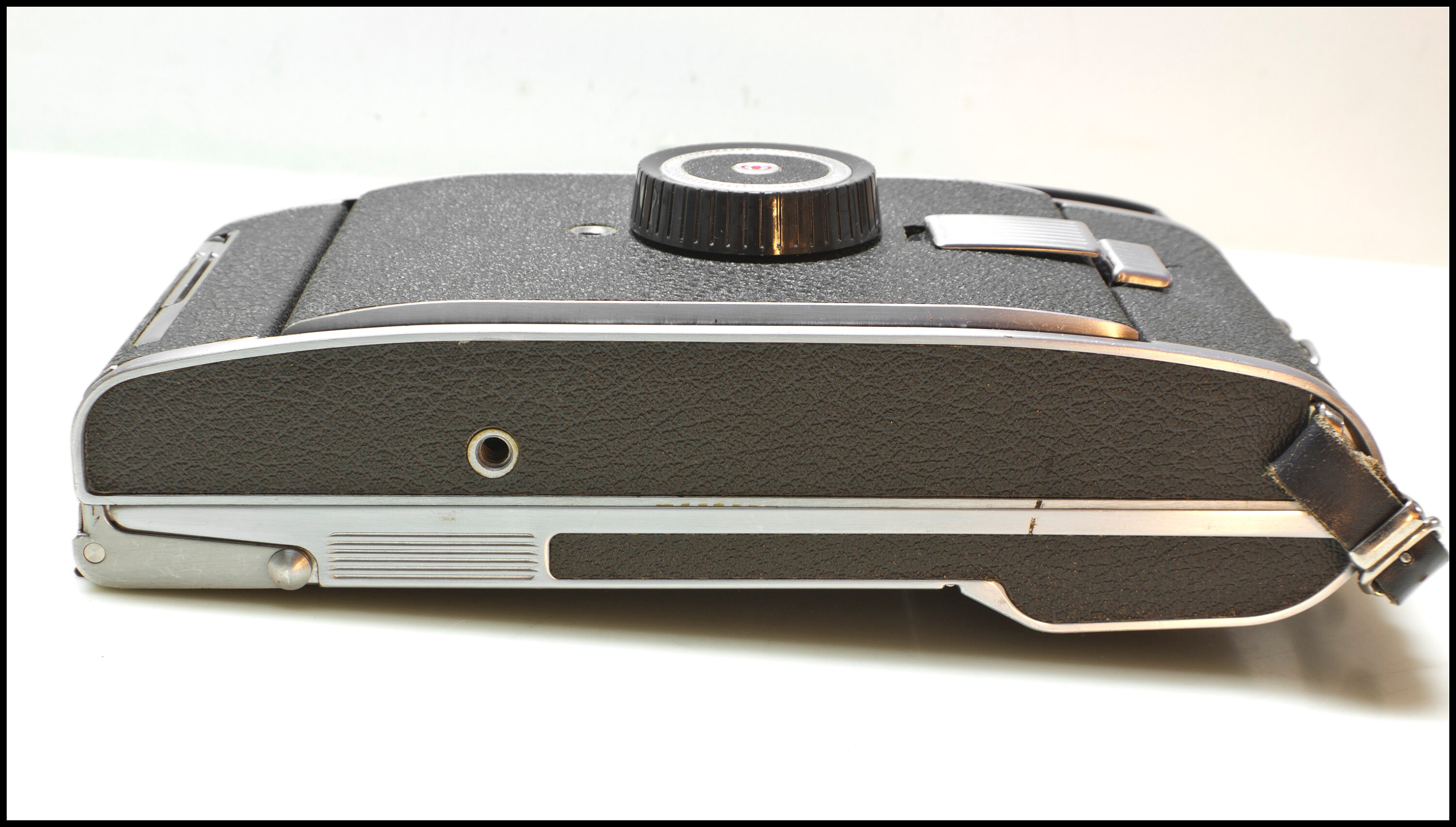 Polaroid Pathfinder Land Camera 110A - Rare Vintage Working Polaroid Pathfinder Land Camera 110A - Rare Vintage Working