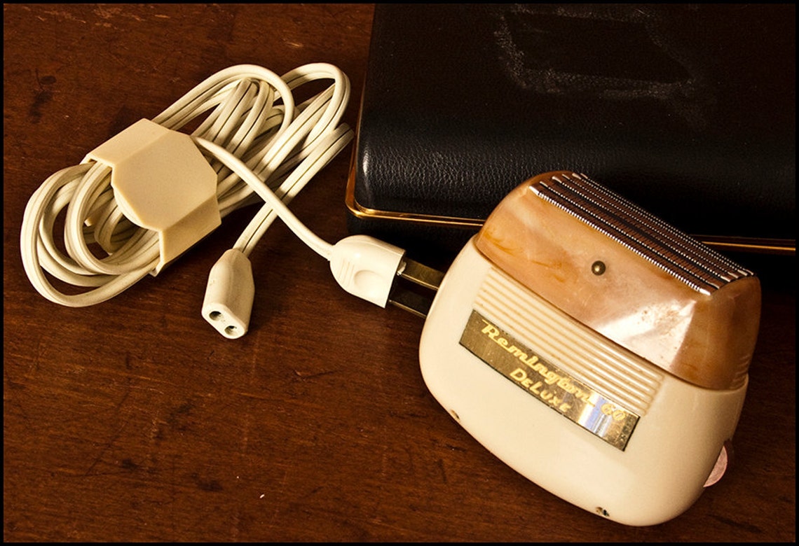 Vintage Working Remington 60 Deluxe Electric Razor Etsy