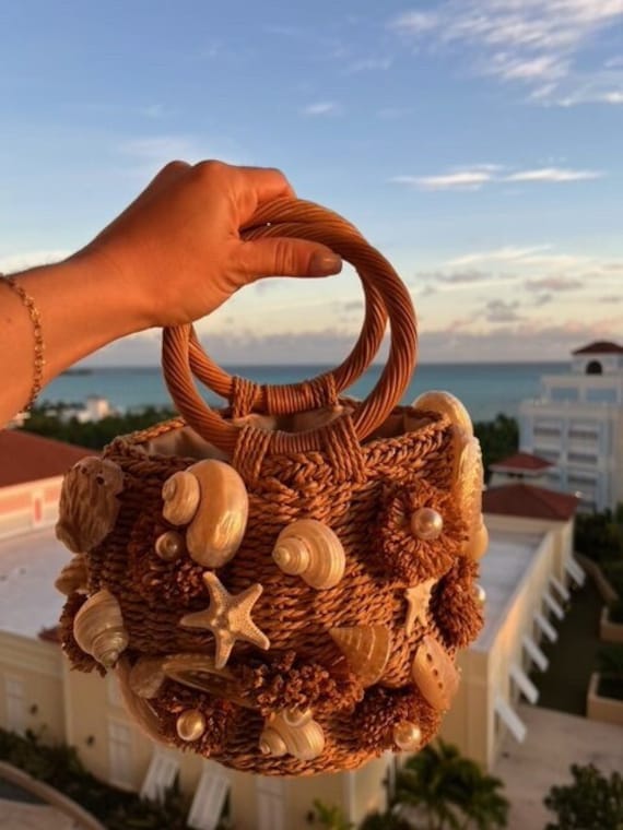Beach Decor Handmade Seashell Handbag - Resort/vacation Bag 