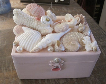 Boîte à bijoux en coquillage de décor de plage - Boîte à bijoux - Boîte à bijoux en coquillage - Boîte à bibelots - Boîte rose - Boîte en coquillage - Boîte en bois - Cadeau - Plage