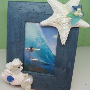Beach Decor Seashell Frame - Shell Frame - Starfish Frame - Coastal Home Decor - Seashells
