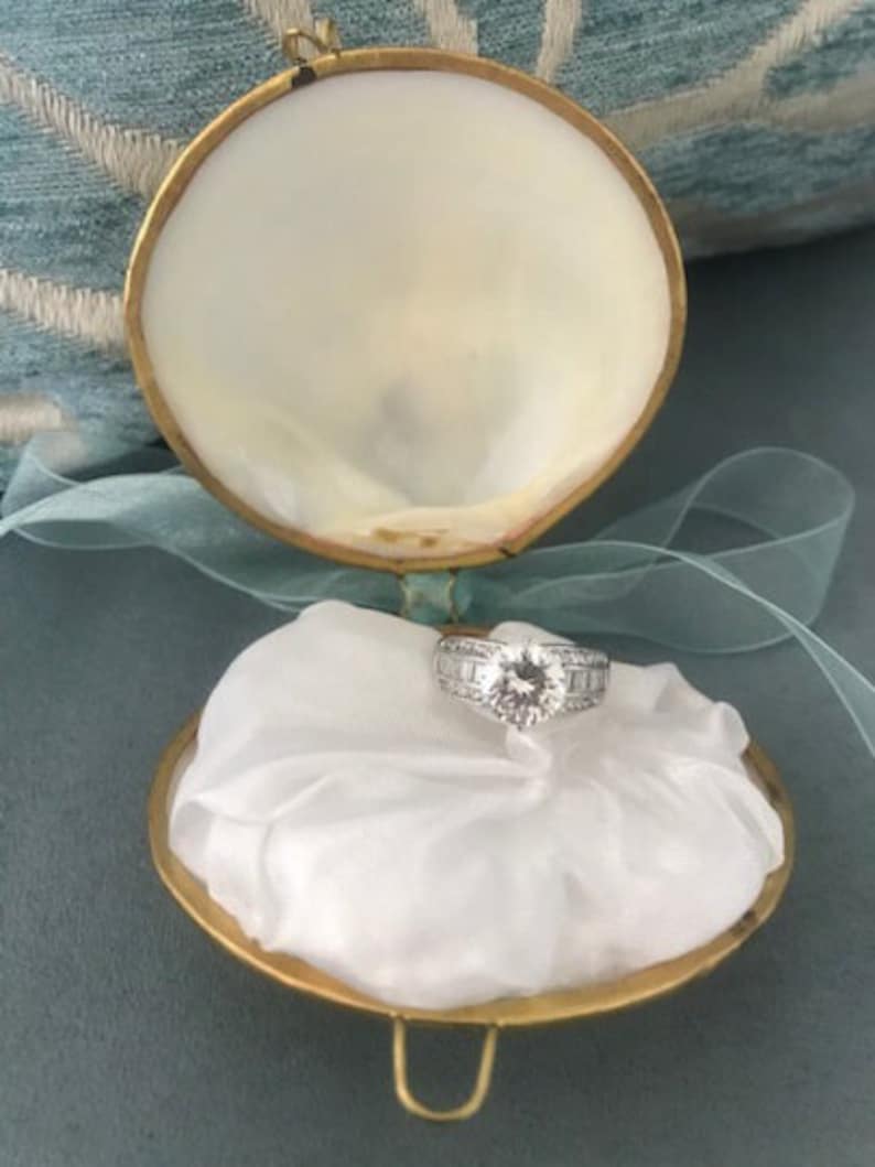 Handmade Wedding Seashell Ring Holder Coin Purse Ring Bearer Holder Beach Wedding Engagement Pill Box Holder Coastal Gift Trinkets 画像 10