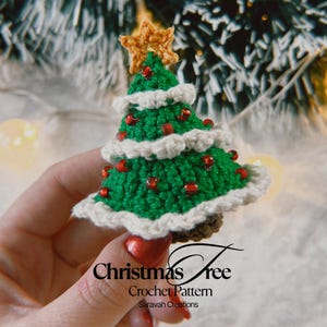 Christmas tree - ornament - amigurumi crochet pattern
