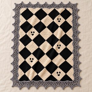 Ghost Checkerboard Blanket Crochet Pattern PDF, Spiderweb Border Halloween Throw