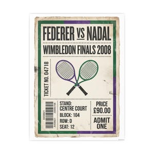 Puede incluir: Un boleto de estilo vintage para la final de Wimbledon 2008 entre Federer y Nadal. El diseño incluye dos raquetas de tenis cruzadas, un código de barras y texto que detalla Stand: Centre Court, Block: 104, Row: D, Seat: 12 y Price £90.00.