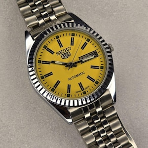 稼動品 セイコー 腕時計 イエロー文字盤 日付表示 自動巻き レザー メンズ Yellow dial watch - Etsy 日本