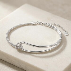 Pulsera de doble capa de plata de ley 925, brazalete con nudo irregular.