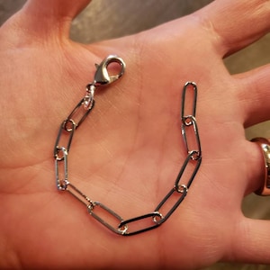 Chain extender, connector findings, add on chain