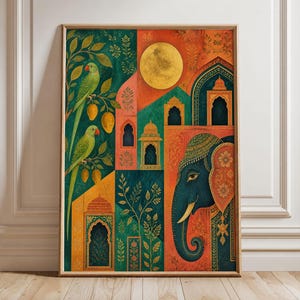 Könnte beinhalten: Ein gerahmter vertikaler Wandkunstdruck mit einem dunkelblauen Elefantenkopf auf der rechten Seite, zwei grünen Papageien auf einem Ast mit gelben Mangos auf der linken Seite sowie architektonischen Torbögen vor einem orange-türkisfarbenen Hintergrund.