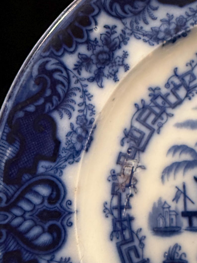 Flow Blue Plate, Java Pattern, Bishop and Stonier England, Blue and White Chinoiserie Display Plate, AS IS condition image 4
