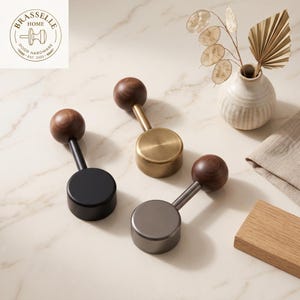 Zinc Alloy Bedroom Door Lock, Walnut Handle, Silent Magnetic Operation (72mm Spacing)