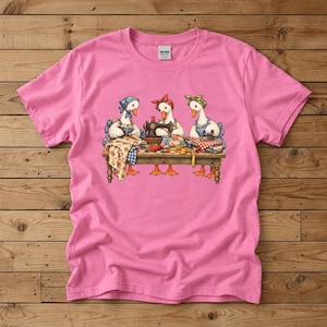 Goose Sewing Shirt - Cute Vintage Quilting T-Shirt - Patchwork & Quilter Gift - Cottagecore Sewing Goose Tee - Seamstress Shirt
