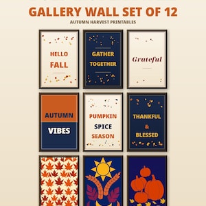 Könnte beinhalten: Ein Set aus 12 Wandbildern mit Herbstmotiven, darunter Texte wie HELLO FALL, GATHER TOGETHER, Grateful, AUTUMN VIBES, PUMPKIN SPICE SEASON und THANKFUL & BLESSED, sowie Illustrationen von Ahornblättern, Kürbissen und einer Sonne.