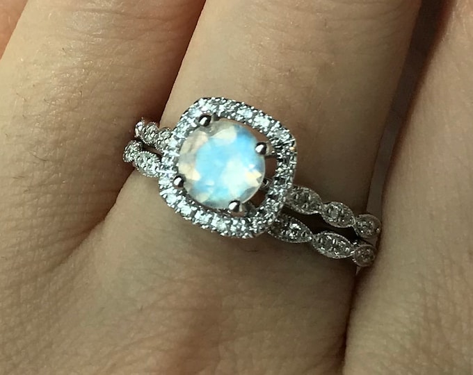 1ct Round Moonstone Vintage Bridal 2 Ring Set in Sterling Silver