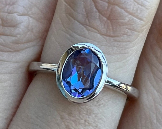 Mystic Topaz Oval Stack Silver Ring- Blue Purple Neptune Garden Topaz Ring- Boho Mood Mystic Ring- Unique Rainbow Minimal Bezel Ring