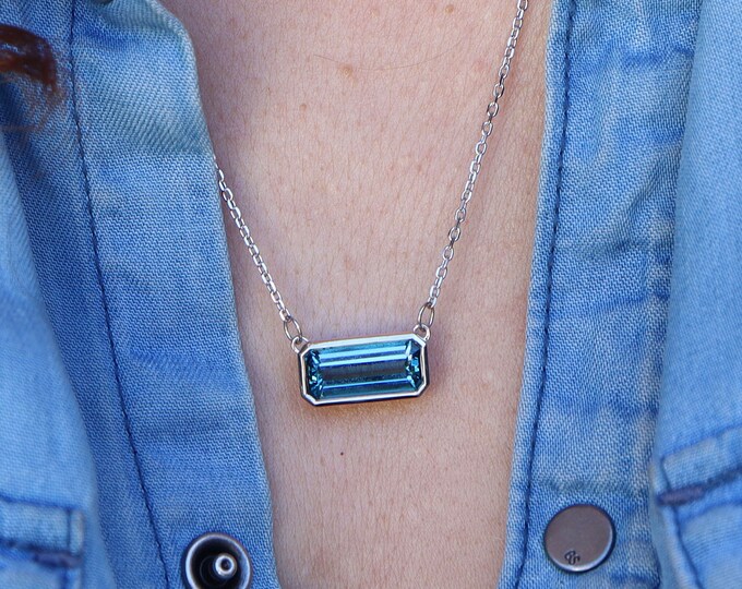 Genuine London Blue Topaz Rectangle Necklace- Natural Emerald Cut Dark Blue Statement Necklace- Minimalist Bezel Blue Gemstone Necklace