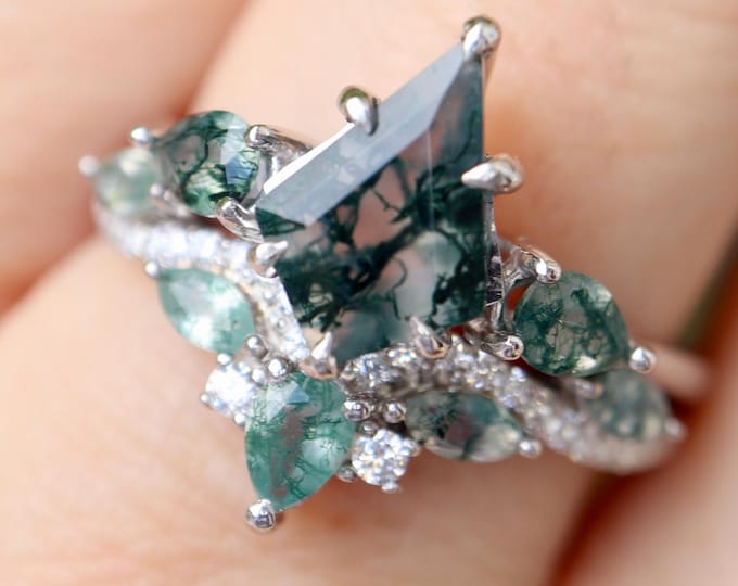 Kite Green Moss Agate Engagement Ring with Enhancer Guard Band