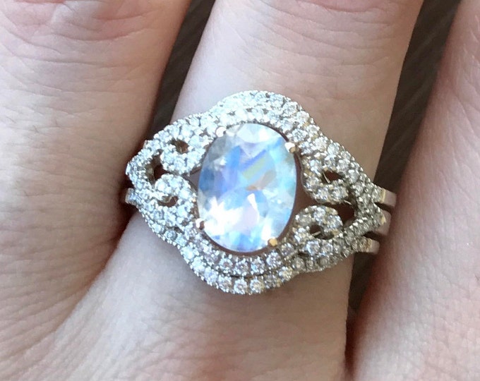 Oval Moonstone Bridal Set Ring- Rainbow Moonstone Engagement Ring- Art Deco Engagament Ring- Boho Moonstone Engagement Ring- Three Ring Set