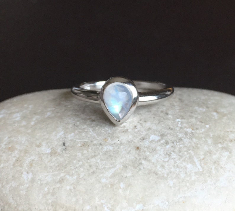 June Birthstone Ring Bohemian Simple Ring Teardrop Moonstone Ring Tiny Rainbow Moonstone Silver Ring Moonstone Stackable Pear Ring