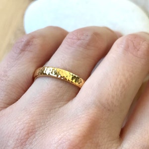 14k Yellow Gold Band- Hammered Wedding Band- 3mm Unisex Wedding Band- His Her Wedding Band- Simple Wedding Band- Men Woman Wedding Band